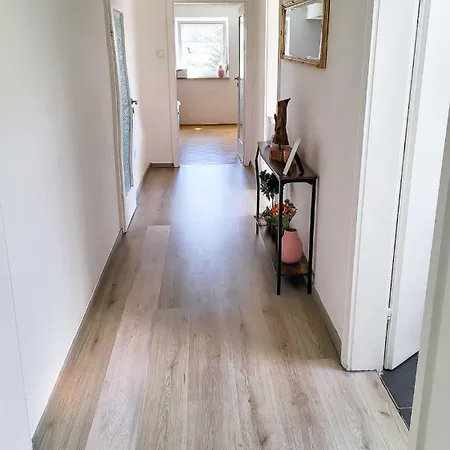 Dg L- Helle 40m2 2-zimmer Naehe Salzburg *